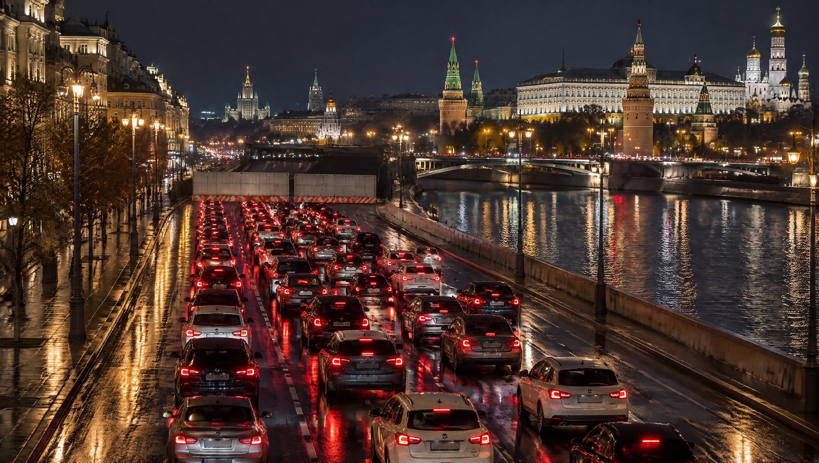 Дептранс предупредил о вечерних пробках до 9 баллов в центре Москвы
