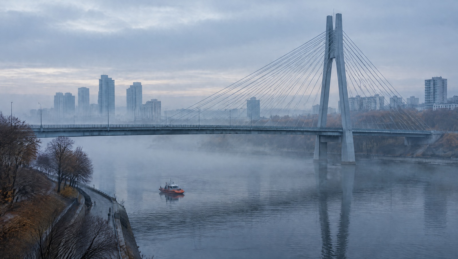 Москвичка Лиза Садагова, по предварительным данным, спрыгнула с Живописного моста
